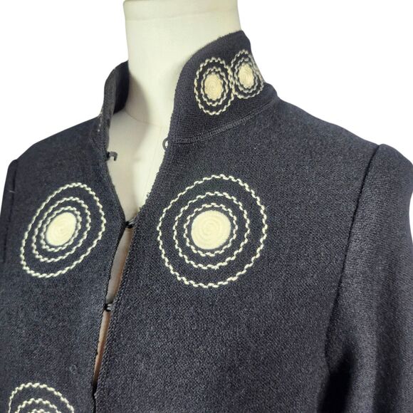 VTG VICTOR COSTA Embroidered BLACK/WHITE Wool Coat Sweater Heavy Women’s XS - Picture 8 of 16